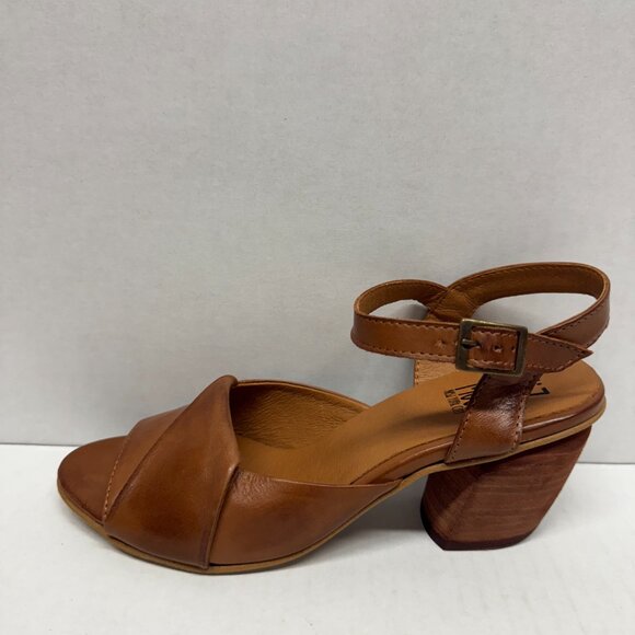 MIZ MOOZ WOMEN'S HEELED ANKLE STRAP BUCKLE SANDALS BRANDY 37EU / 7US # K-31 - Picture 2 of 3